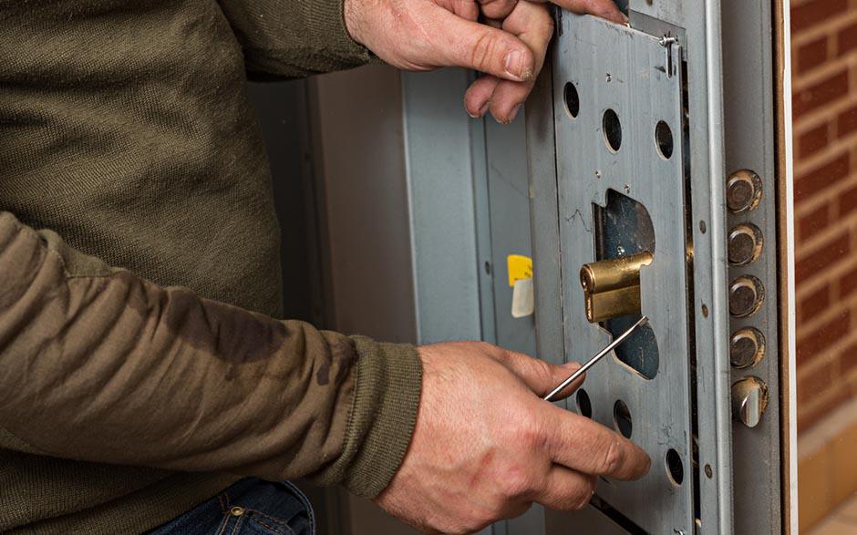 dépannage en urgence serrurier Issy-les-Moulineaux